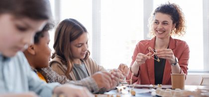 Talleres metodológicos artísticos para espacios educativos no artísticos